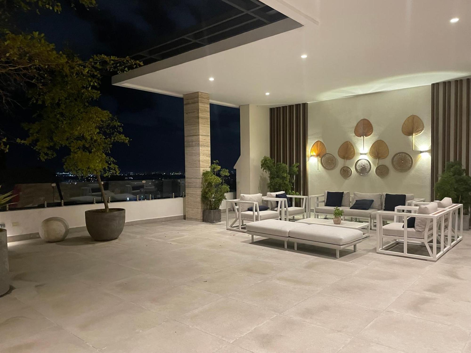 Piantini'S Skylight Apartment Santo Domingo Exterior photo